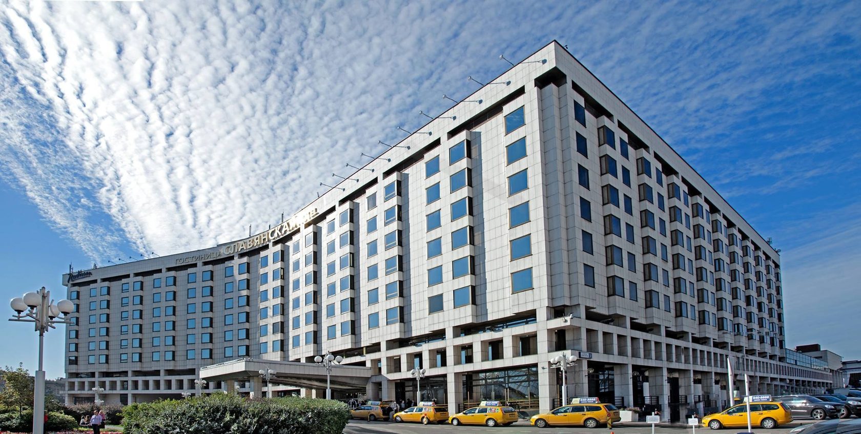Hotel, Business, and Home Pickups Cab Service in Sacramento